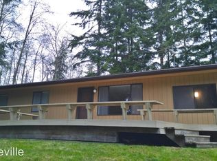814 Hazzle Ct, Coupeville, WA 98239