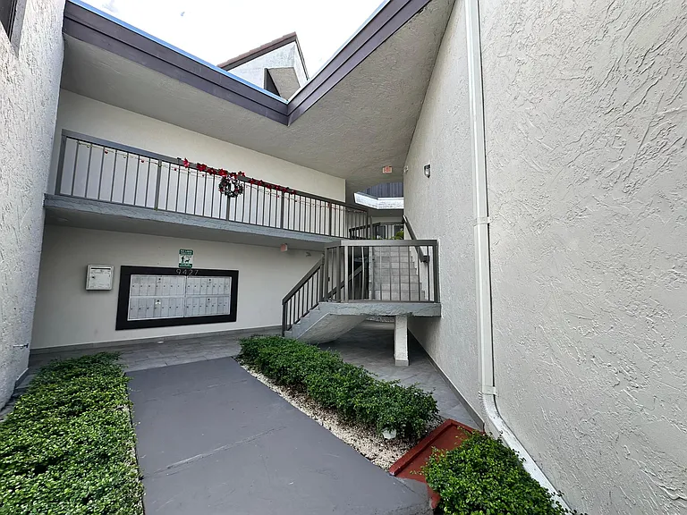 9427 Fontainebleau Blvd #102-34 — Photo 22