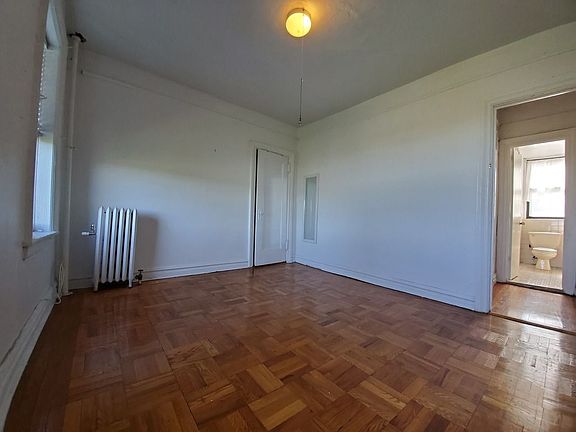 4th image of 3824 Waldo Ave APT E3