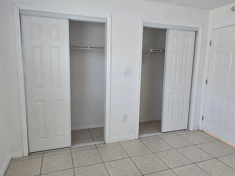 4942 Ilener St — Photo 9