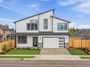 528 E Wilson St, Carlton, OR 97111
