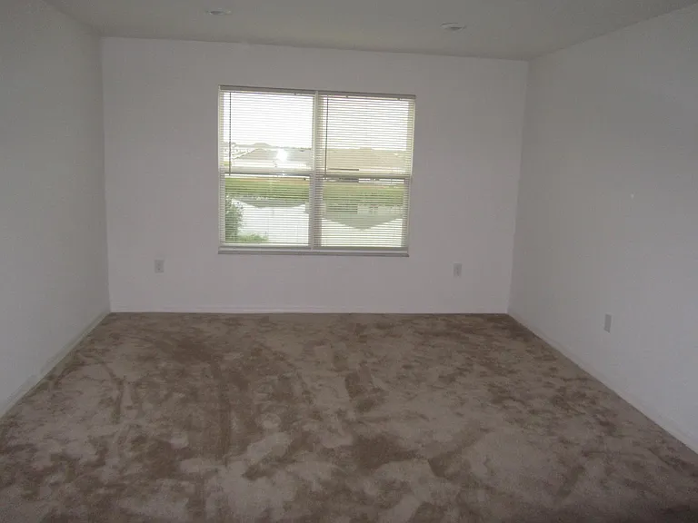 365 Blue Lake Cir — Photo 10
