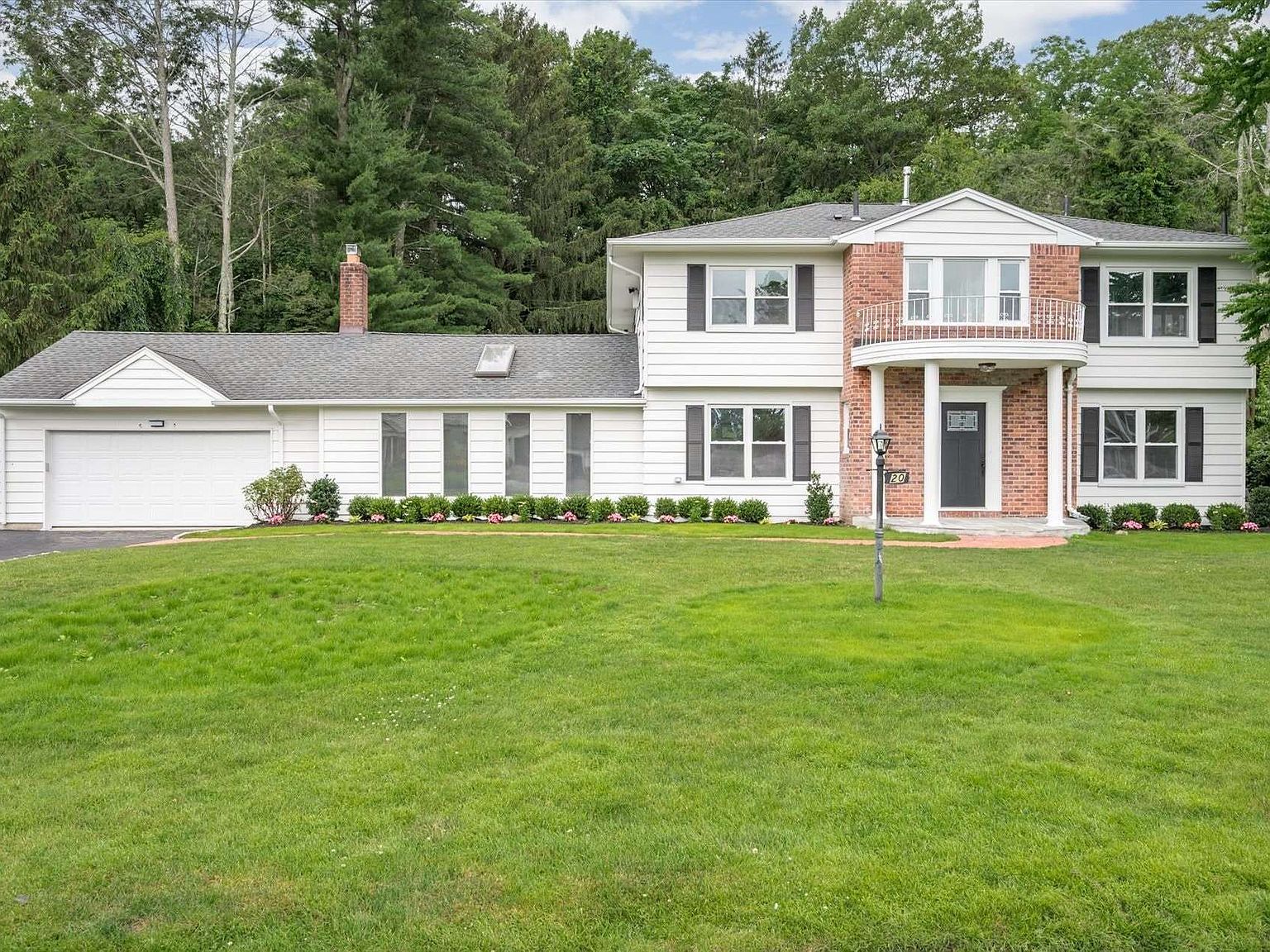 20 Chestnut Drive Roslyn Ny 11576 Zillow