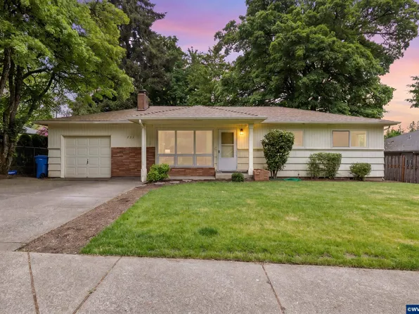 755 Vista Ave SE, Salem, OR 97302