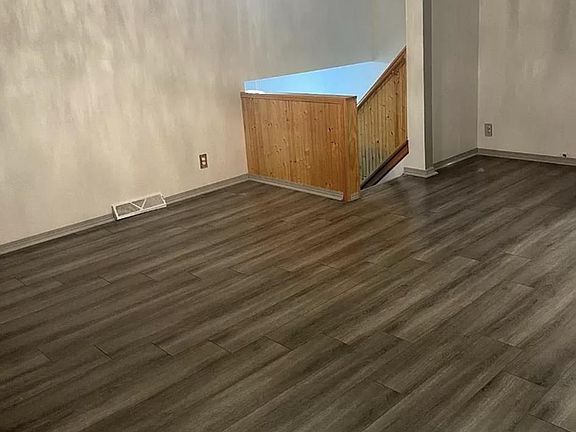4th image of 2725 19th St
