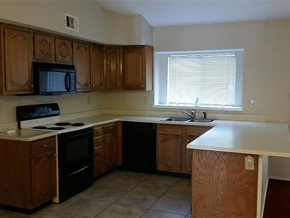 5th image of 504 Justice Dr