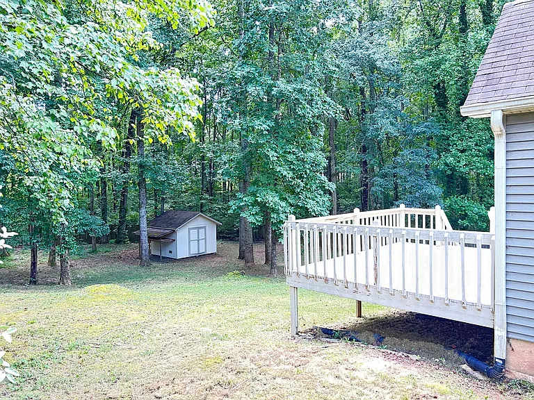 329 Harris Oaks — Photo 18