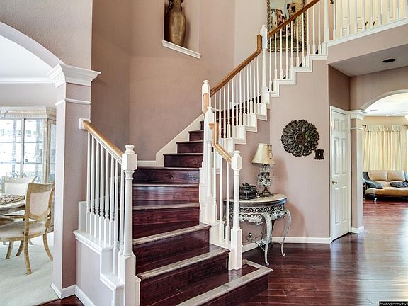 4th image of 2111 Madewood Dr