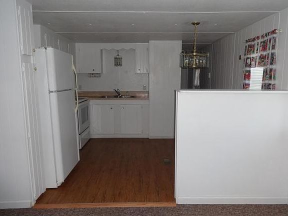 2nd image of 4293 E Lake Park Dr