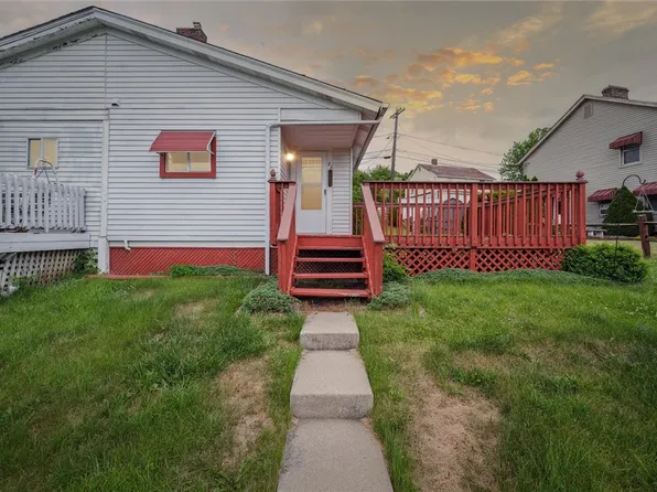 24 Maple St, Muse, PA 15350