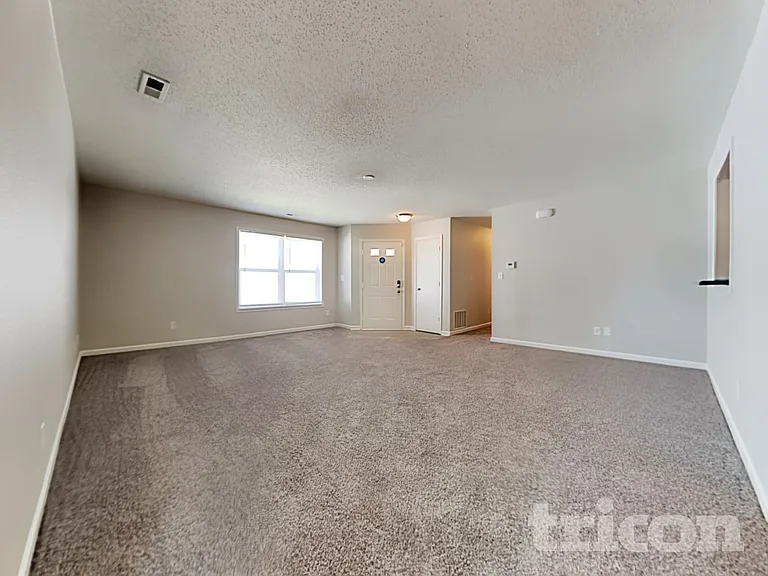 5314 Cliff Ridge Dr — Photo 2