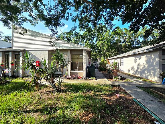 2nd image of 1898 Crystal Grove Dr