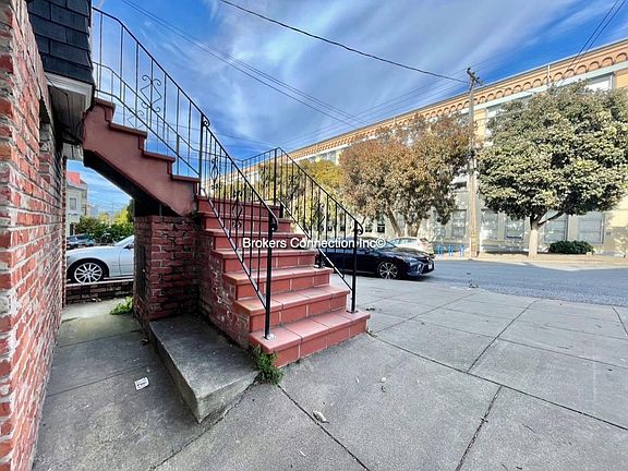 4th image of 459 30th Ave