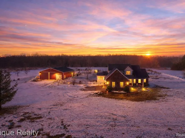 4280 McDowell Rd, Lapeer, MI 48446