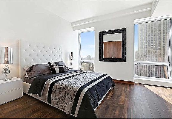 5th image of 400 5th Ave APT 31H