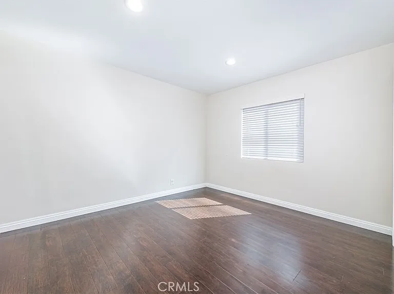 7938 Ventura Canyon Ave — Photo 15