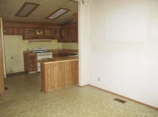 29895 Plum Creek Rd, Paynes Creek, CA 96075