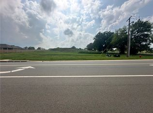 101 SW Duncan St #90, Gentry, AR 72734