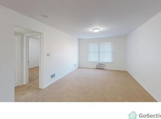 801 Green Rd APT 412, Ypsilanti, MI 48198