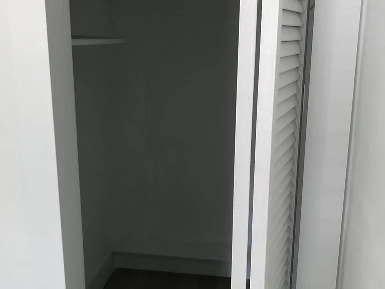 510 Eldron Dr — Photo 1