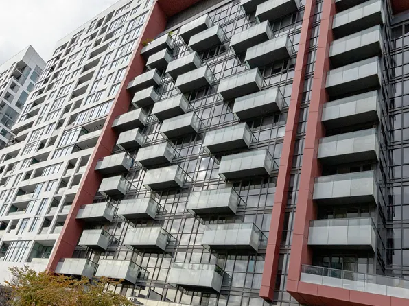 560 Front St W Unit 809, Toronto, ON M5V 1C1