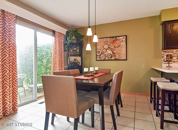 4th image of 1672 Abington Ln #1672