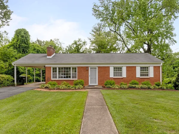 105 Linda Ct, Charlottesville, VA 22901