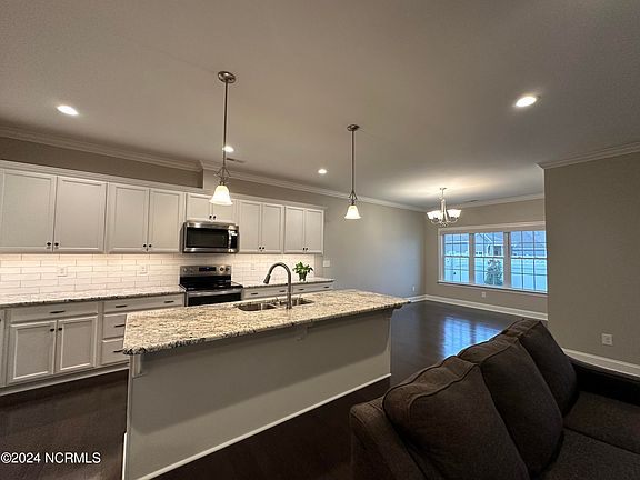 2nd image of 4009 Alma Lee Drive