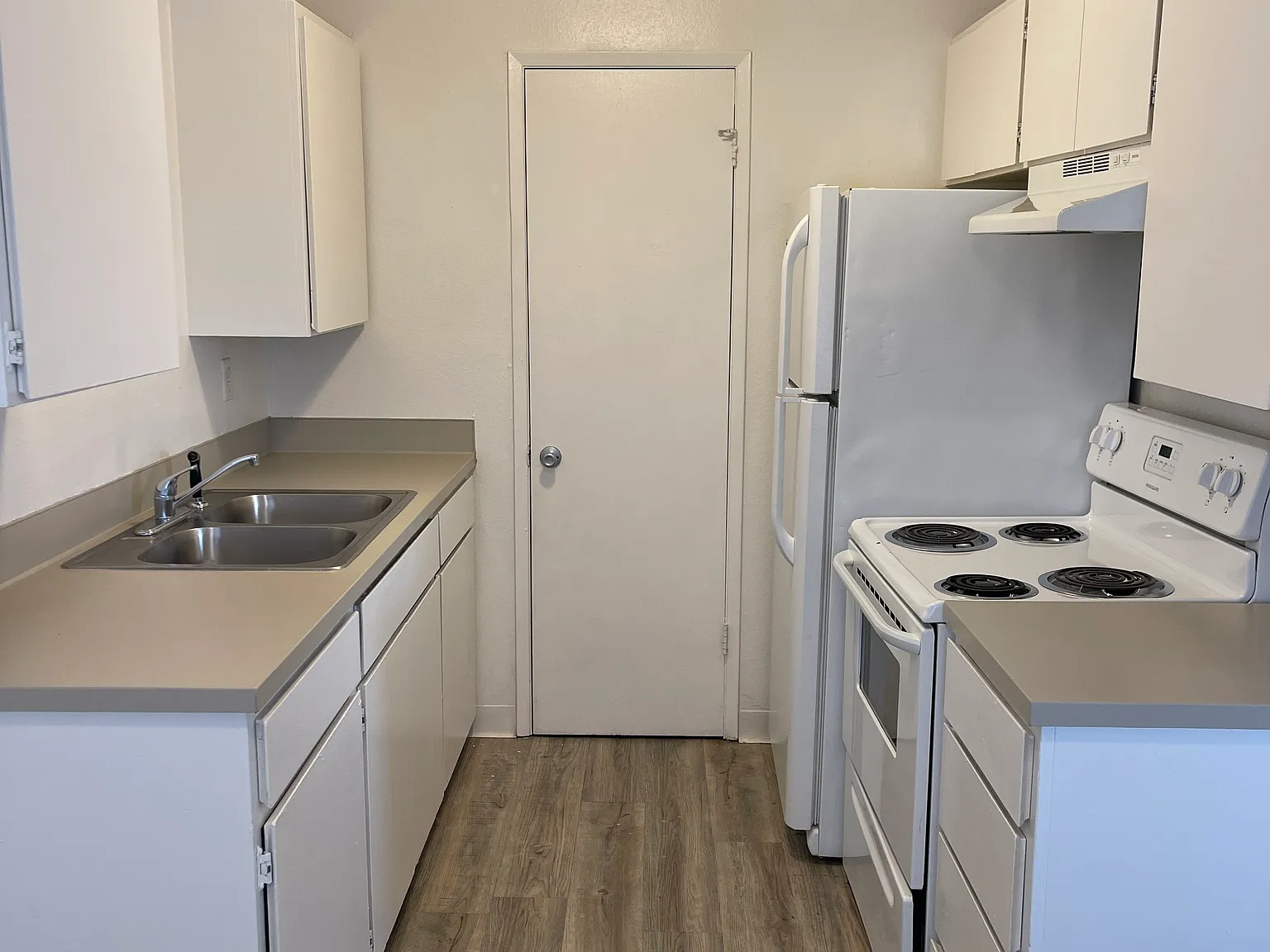 Heritage Park Apartments — Photo 4