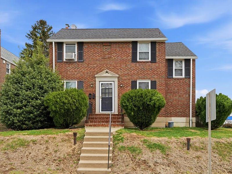 1st image of 1 Trent Rd #1