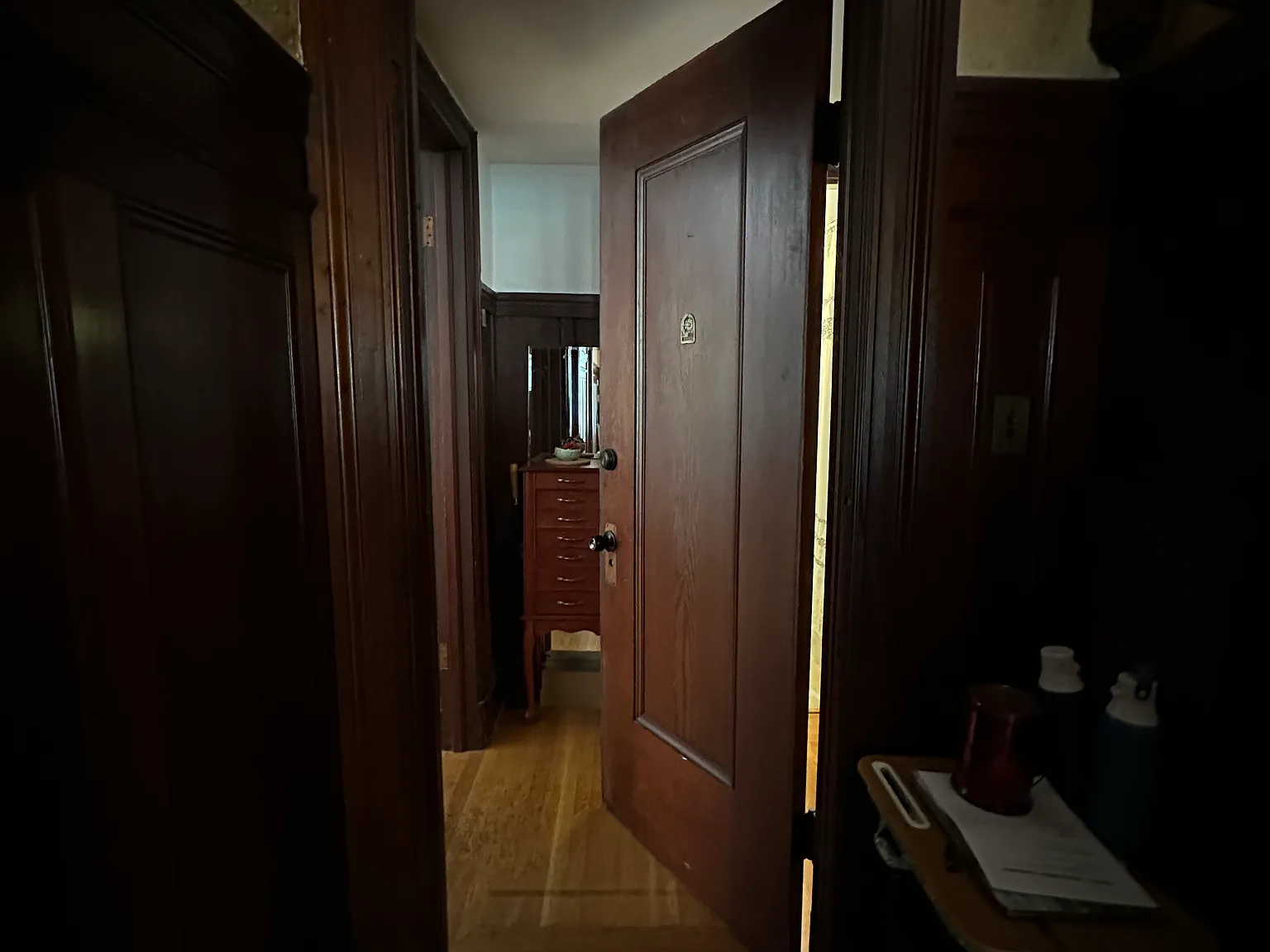 Studio, $4,000 — Photo 1