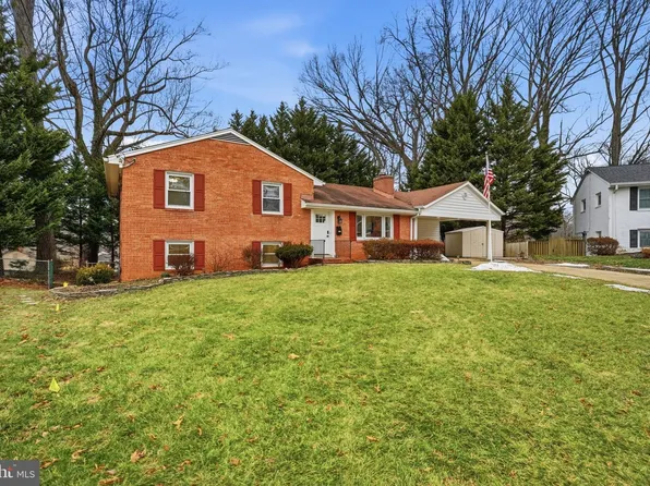 5718 Anola Ct, Springfield, VA 22151