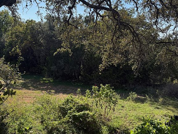 5th image of 5007 Country Club Dr