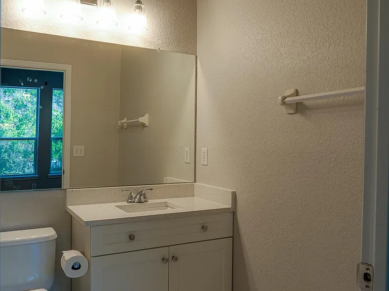717 Mainsail Dr — Photo 30