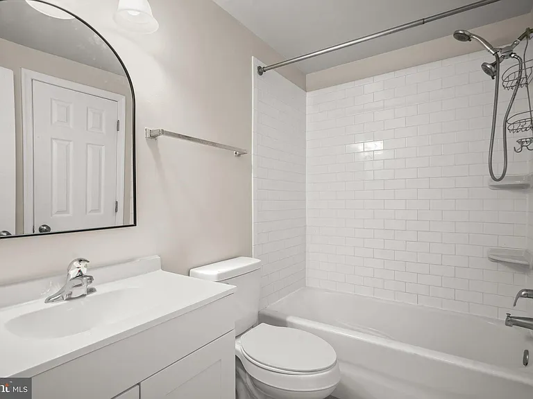 12405 Gooderham Way — Photo 23