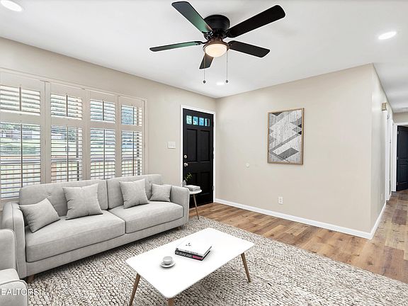 5th image of 1511 Lakeshire Dr