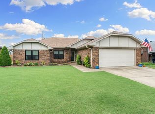 1702 S 22nd St, Rogers, AR 72758