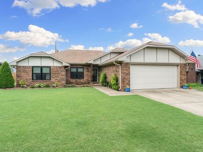 1702 S 22nd St, Rogers, AR, 72758