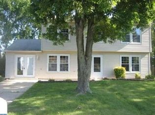 516 Denise Ct, Williamstown, NJ 08094