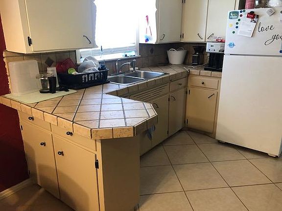 5th image of 132 Highland Dr