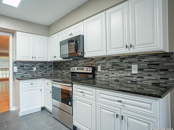 3rd image of 7926 Broadway St APT 606