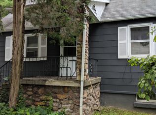 862 State Route 32 APT 2, Highland Mills, NY 10930