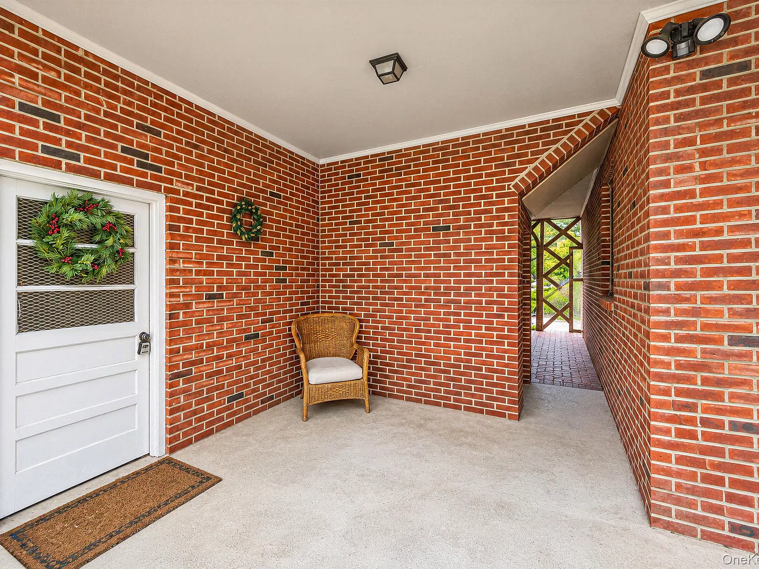 2 bed, 2.0 bath, 1263 sqft, $2,900 — Photo 3