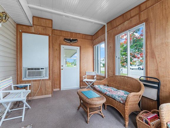 3rd image of 908 Barefoot Blvd