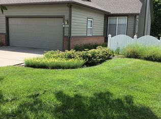 2011 N Pointe Dr, Manhattan, KS 66502