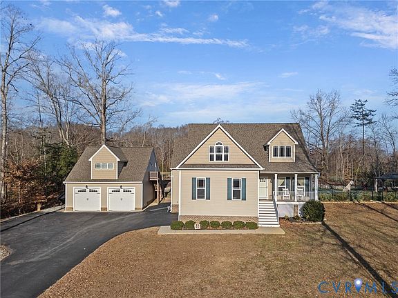 3rd image of 10548 Deerlake Dr