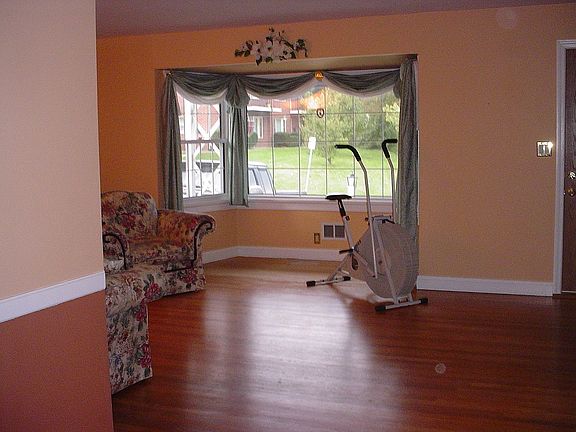 Dining room into living room