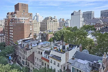 Rented by R New York