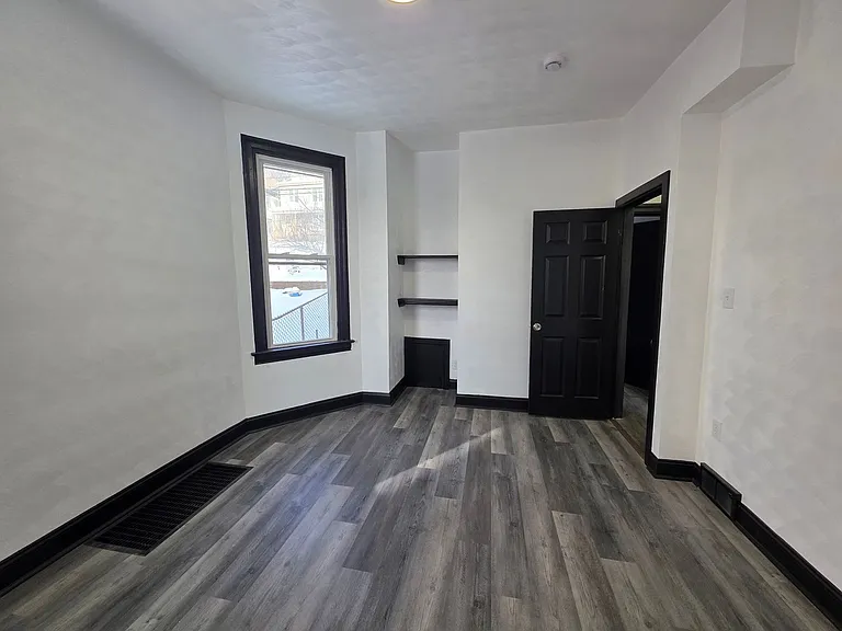 5 Union Ave #1 — Photo 7