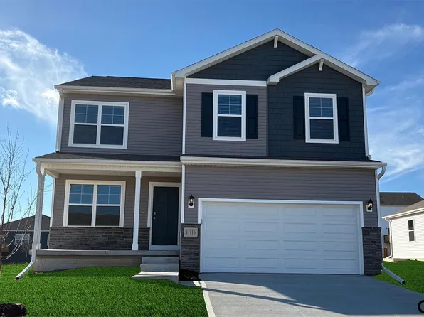 16334 Davidson St, Bennington, NE 68007